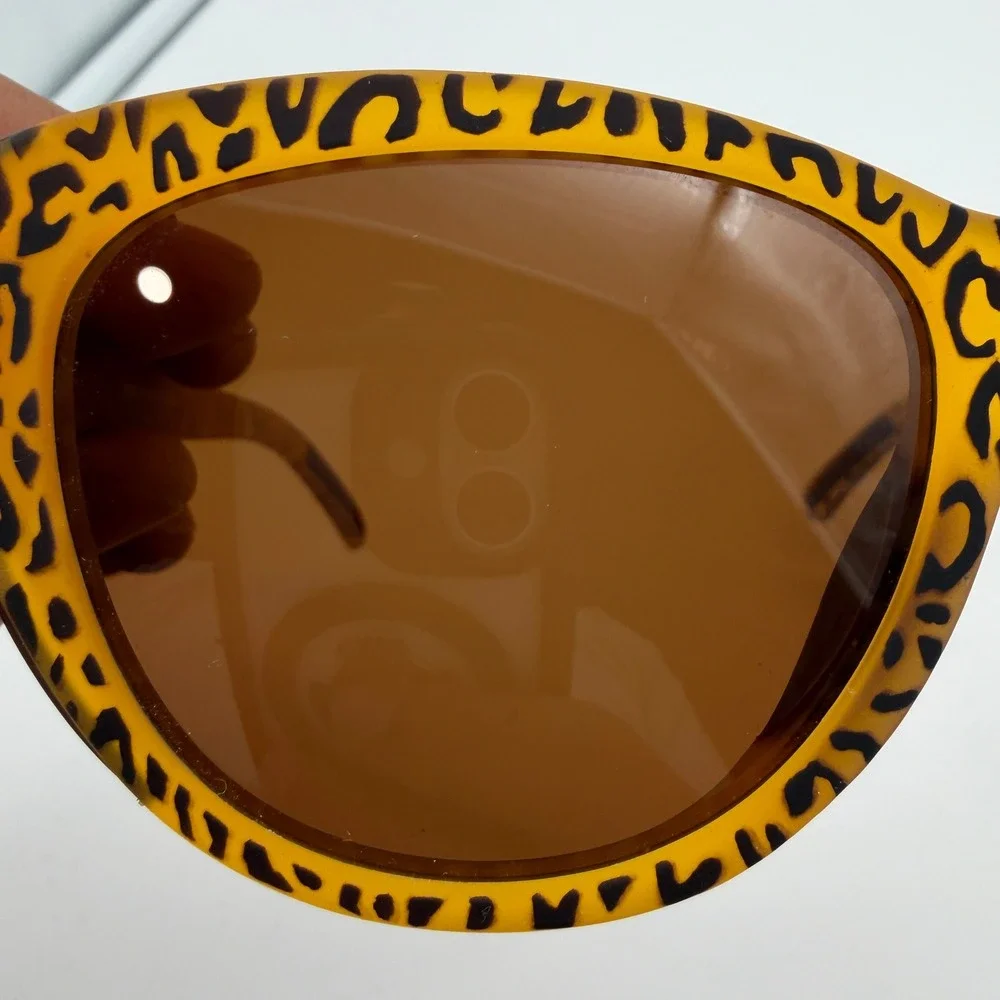 Goodr Runway Sunglasses Its Not A Cheetah Yellow Leopard Print Brown Lens